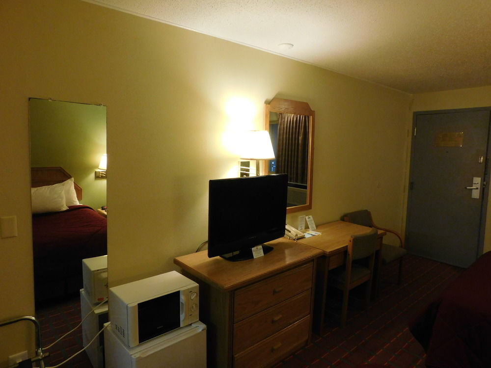Days Inn Williamsburg - photo 4