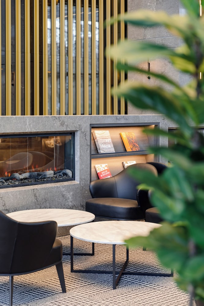 Meriton Suites Canberra — Canberra — photo 4