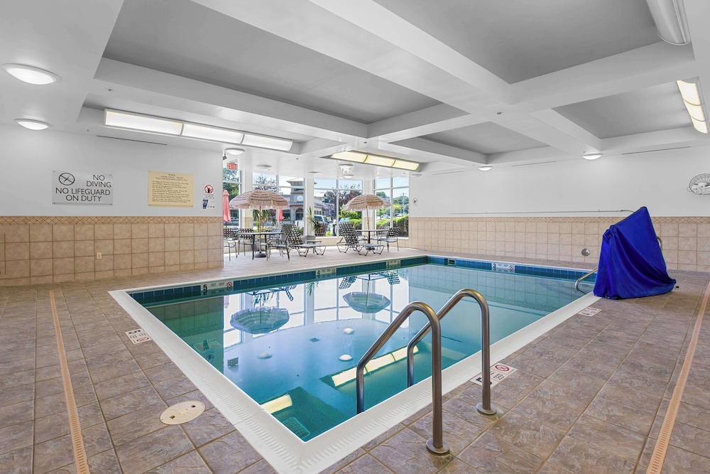 Hilton Garden Inn Auburn - photo 38