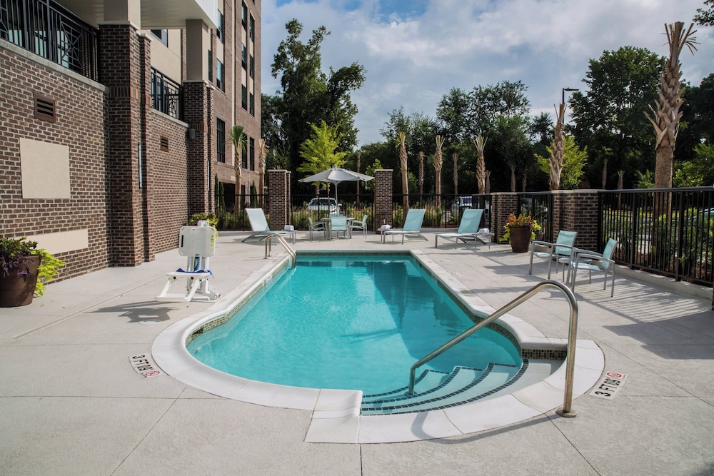 Springhill Suites by Marriott Charleston Mount Pleasant - photo 17