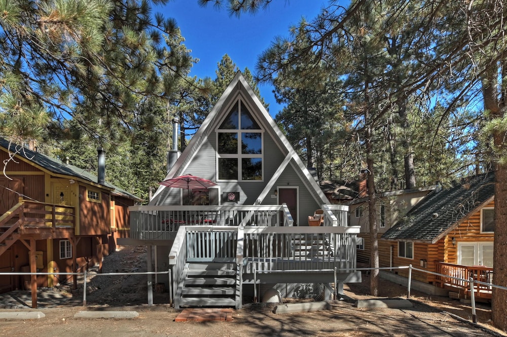 The Squirrels Nest Pet Friendly - last minute hotel in Unknown City