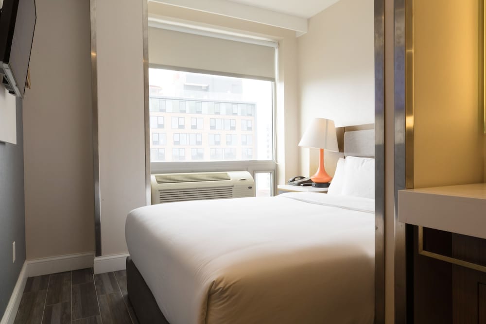 Mayflower Boutique Hotel - photo 11