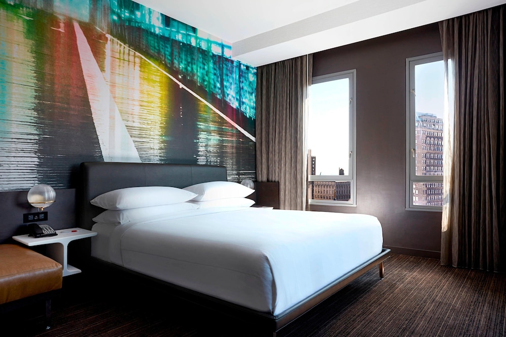 New York Marriott at the Brooklyn Bridge - photo 22