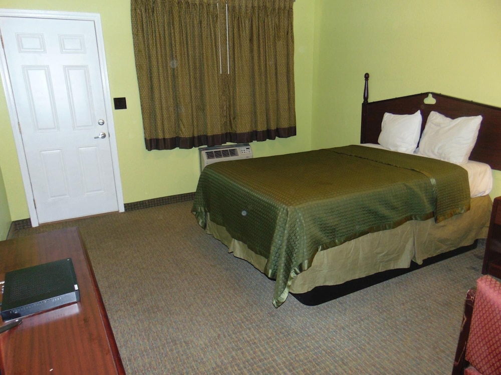 Westbrook Motel - photo 26