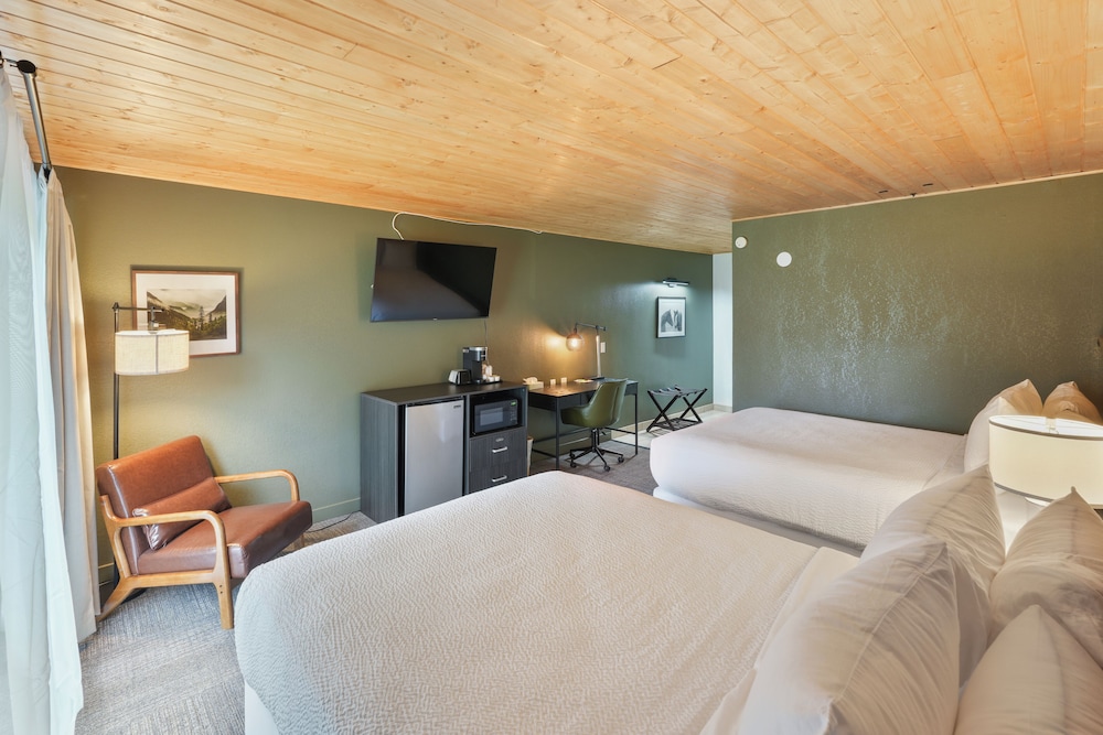 Tremont Lodge & Resort - photo 181