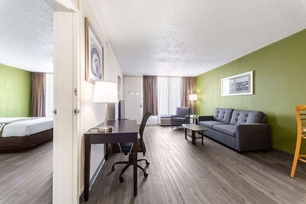 Quality Inn & Suites Vandalia near I 70 and Hwy 51 - photo 28
