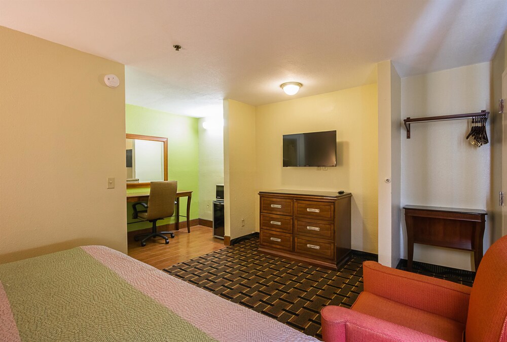 Motel 6 Savannah Ga - photo 19
