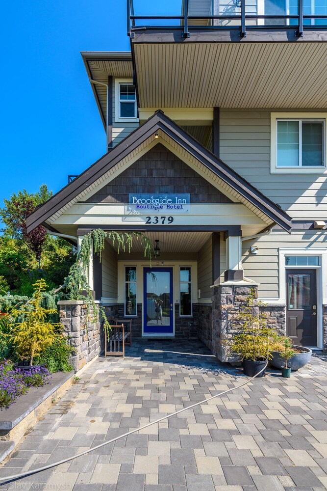 Brookside Inn Boutique Hotel — hotel in Abbotsford