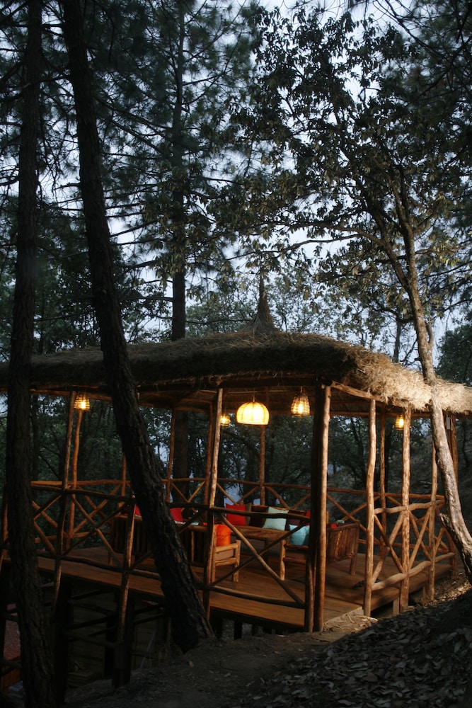 Aamod Resort