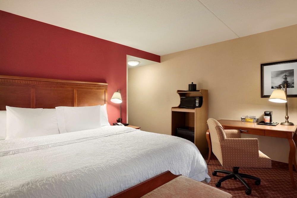 Hampton Inn & Suites Hartford East Hartford - photo 8