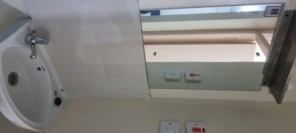 Immaculate Furnished 1 bed Apartment in Nairobi