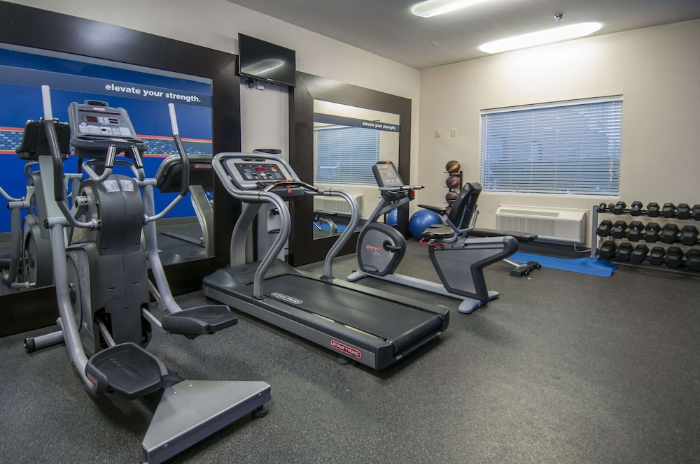 Hampton Inn & Suites Waxahachie - photo 26