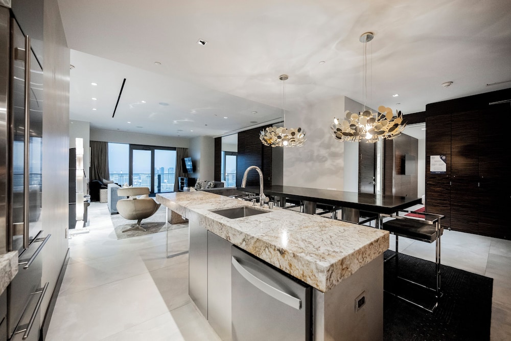 StripViewSuites at Palms Place Penthouses - photo 95