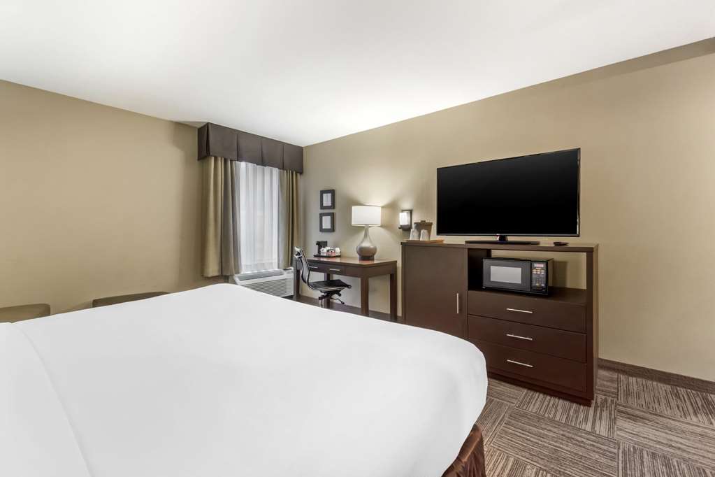 Comfort Inn & Suites Sea Tac Airport - photo 13