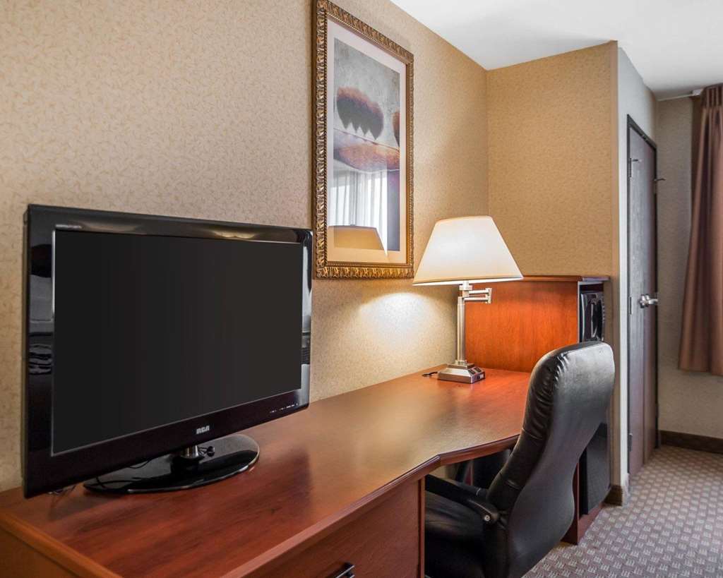 Rodeway Inn & Suites Salina South - photo 9