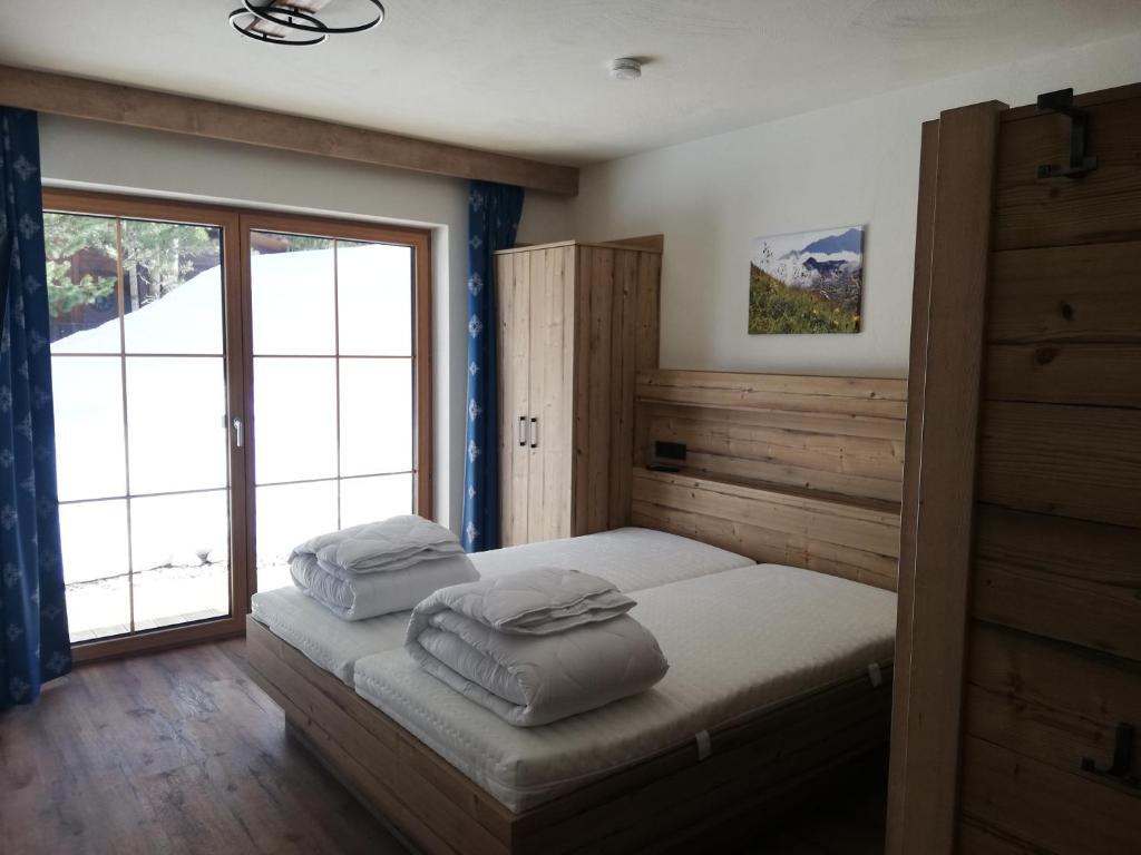 Falkensteinalm Hochkrimml in Krimml, Austria