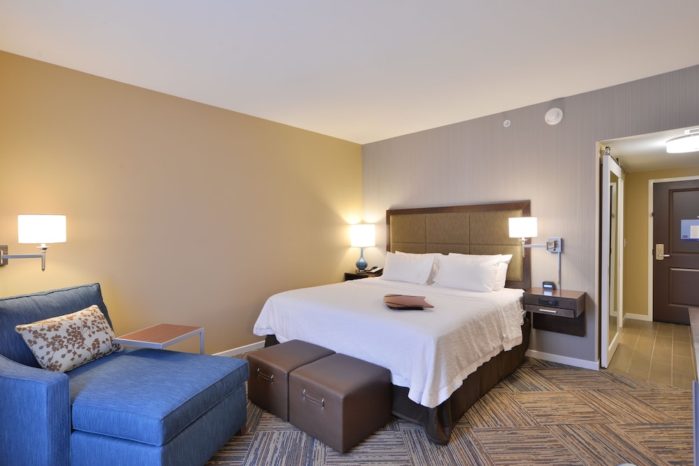 Hampton Inn & Suites Chippewa Falls - photo 7