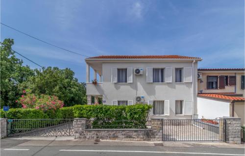 Stunning Apartment In Jadranovo — 4-Star Luxury Hotel in Jadranovo, Croatia