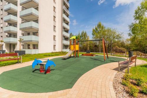 Family & Business Sauna Apartments Baltic Horizon No 2 PREMIUM SPA 3 Bedroom with Private Sauna Jacuzzi Rooftop Gym & Panoramic Terrace Balcony Underground Garage — 4-Star Luxury Hotel in Gdansk, Poland