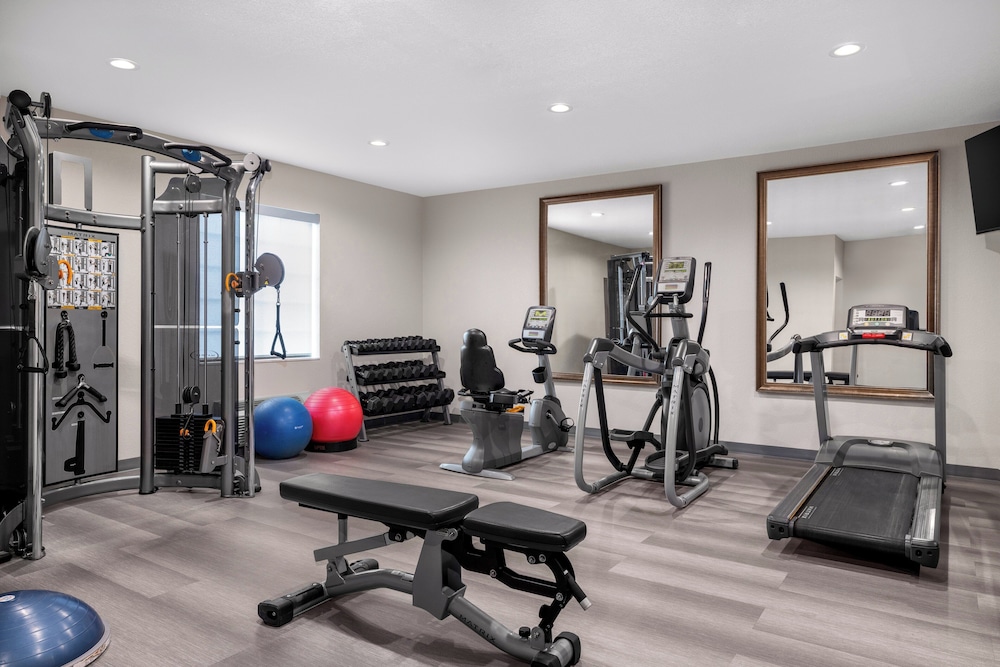 Candlewood Suites Alexandria by IHG - photo 18