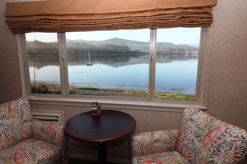 Back Bay Inn - photo 22