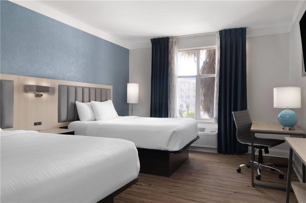 Wingate by Wyndham Savannah Gateway - photo 12