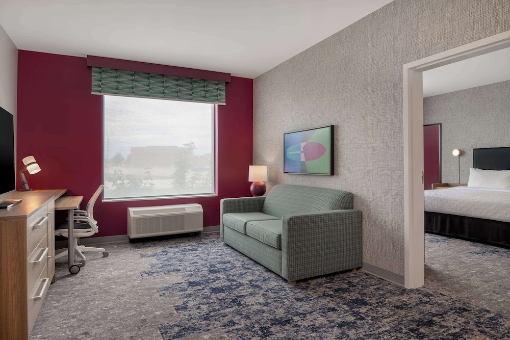 Home2 Suites by Hilton Sheboygan - photo 25