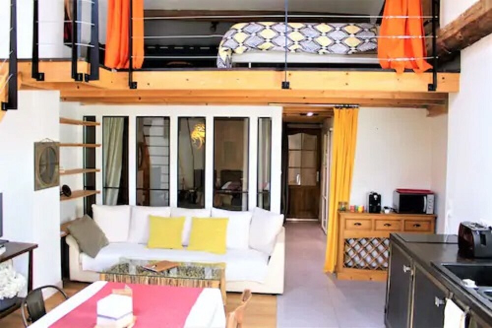 La Fenière — hotel in Rognonas