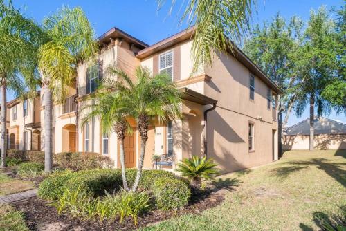 Regal Palms Resort 4BR Townhome Disney Orlando 308 — 4-Star Luxury Hotel in Davenport, United States