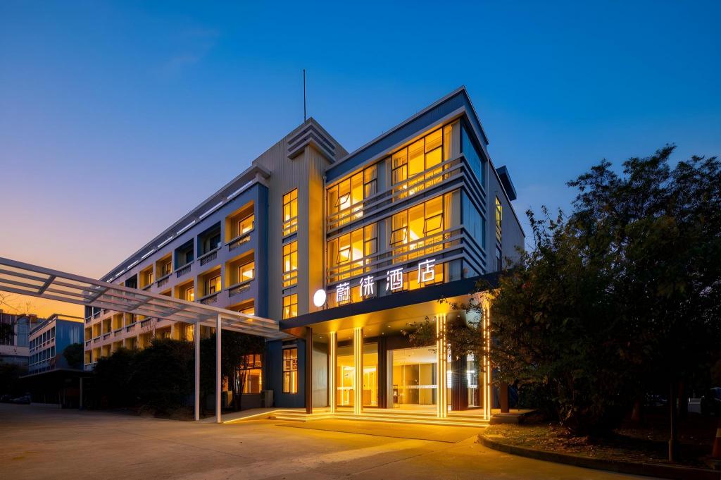 Vyluk Hotel — 4-Star Luxury Hotel in Hangzhou, People's Republic of China
