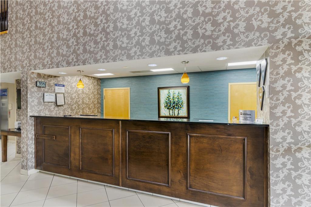 Best Western Plus Richmond Hill Inn - photo 6