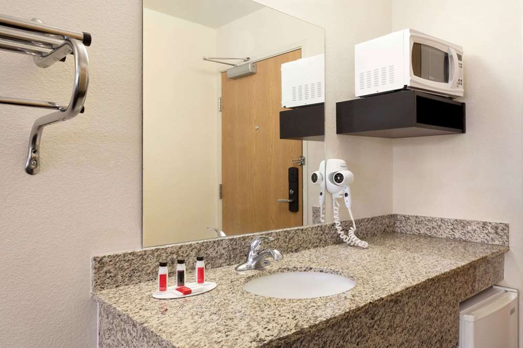 Travelodge by Wyndham Alpine - photo 15