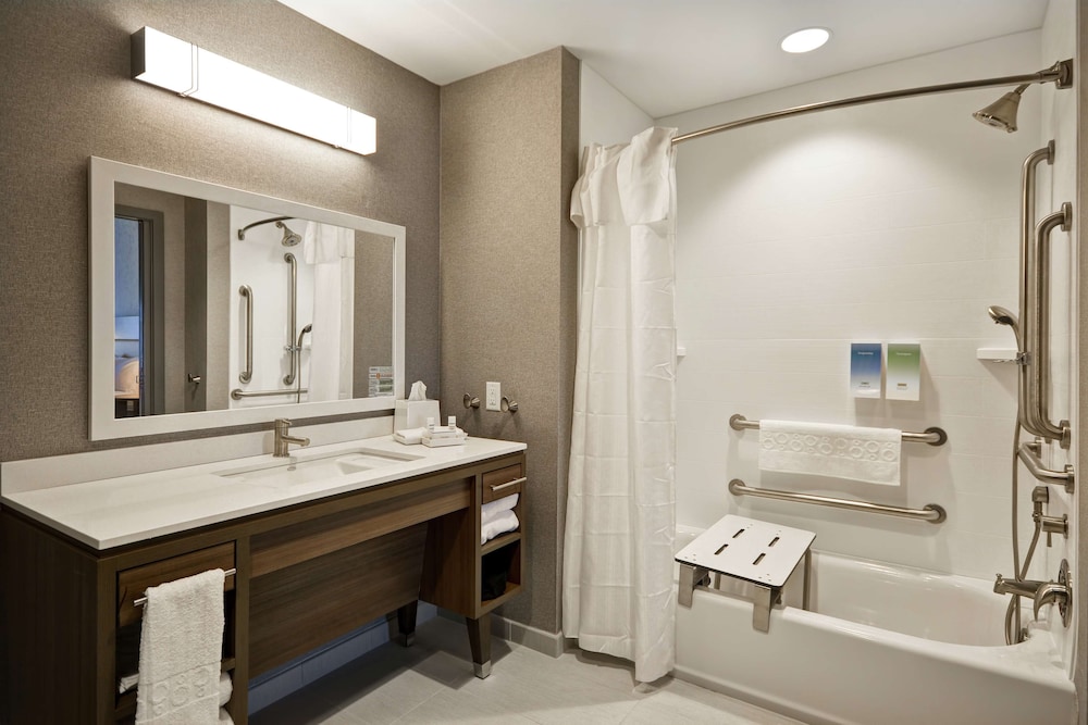 Home2 Suites by Hilton Queensbury Lake George - photo 28