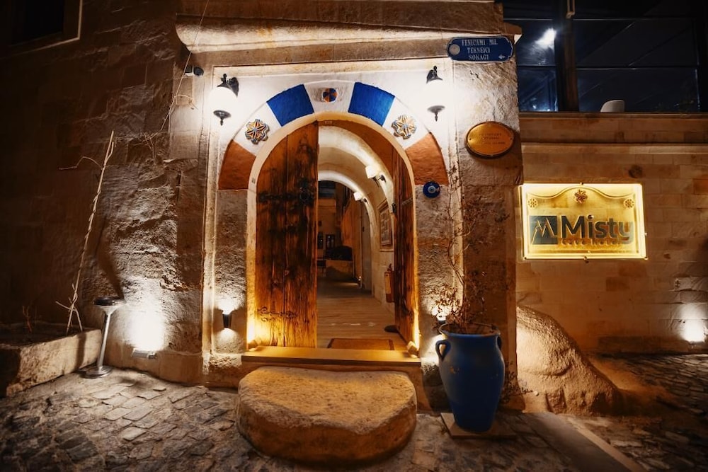 Misty Cave Hotel — Uerguep — photo 4