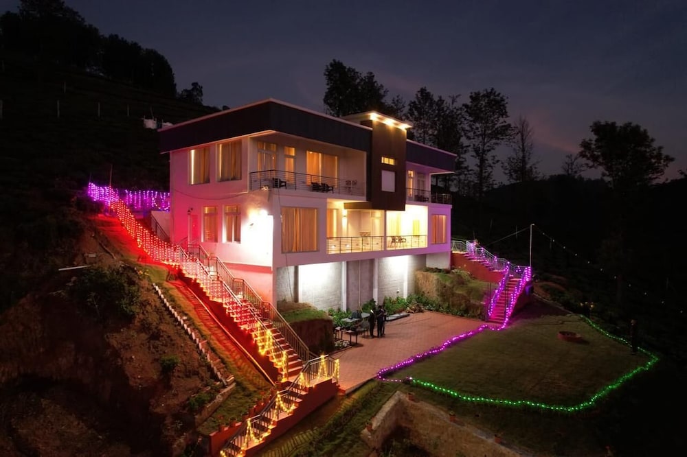 Heavenly Hills — 4-Star Luxury Hotel in Ooty, India