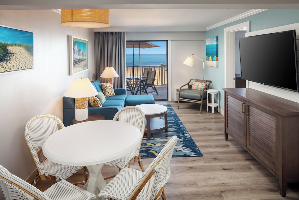 Surfside Hotel and Suites - photo 28
