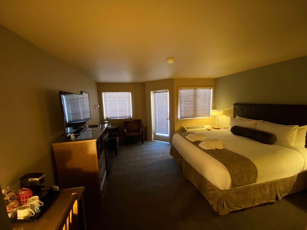 Meadow Lake Resort & Condos - photo 13