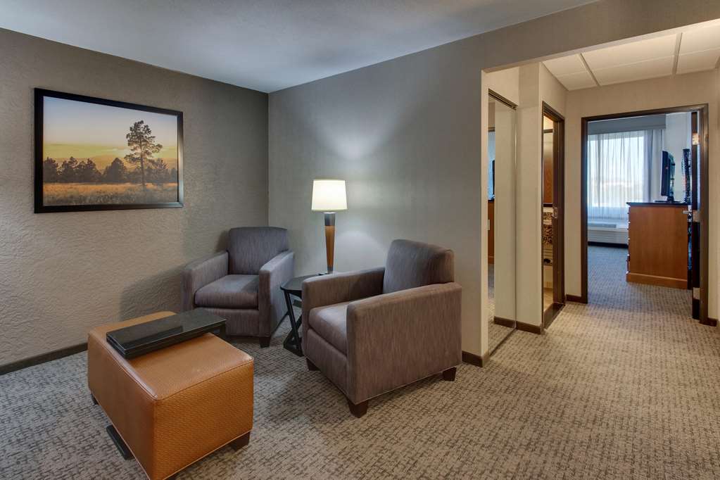 Drury Inn & Suites Phoenix Happy Valley - photo 30