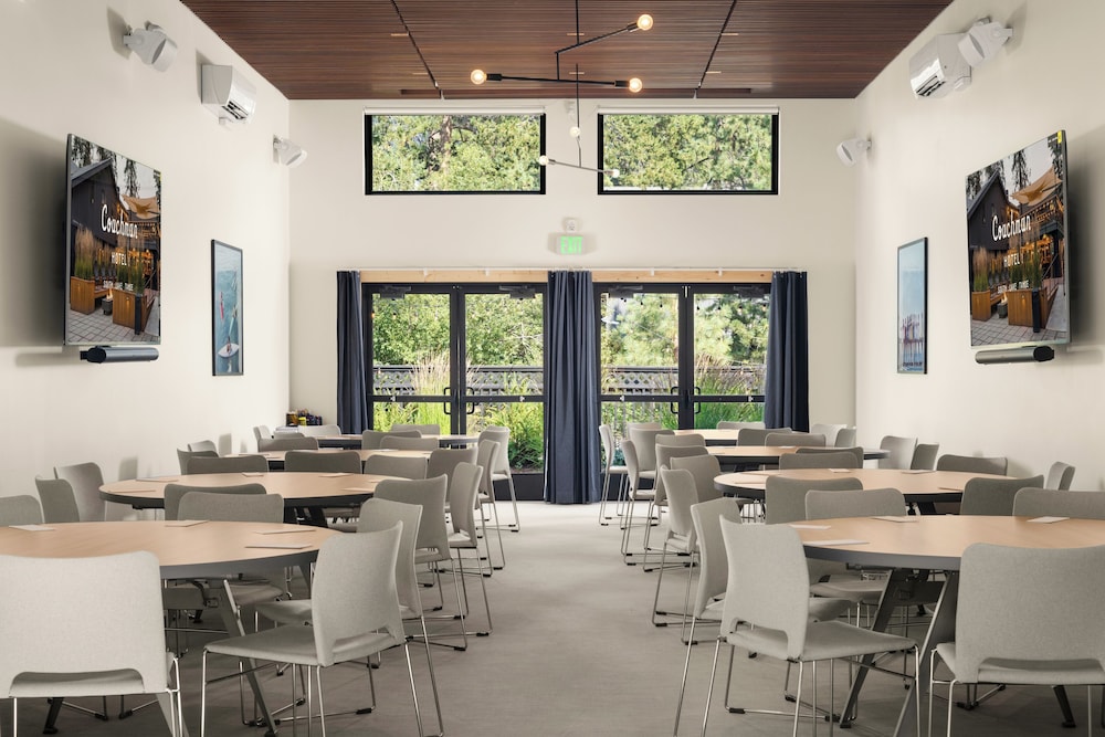 The Coachman Hotel - photo 110