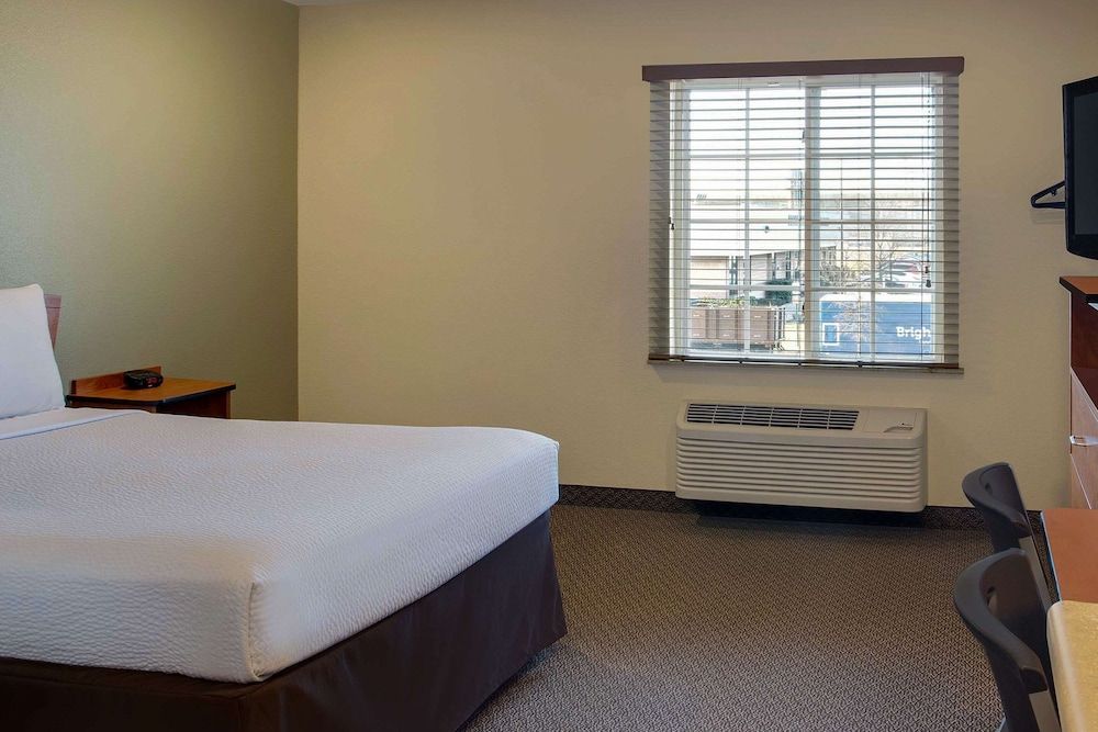 WoodSpring Suites Washington DC Andrews AFB - photo 10