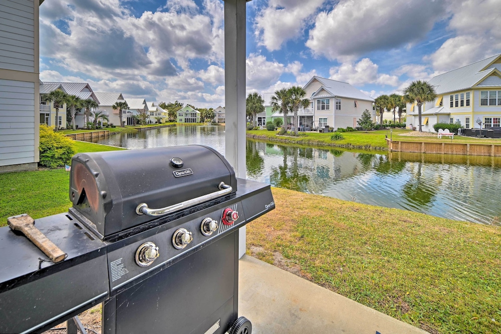 Spacious Family Retreat with Resort Amenities - photo 12