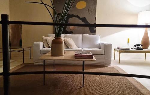 Atelier Sylvio cavalheiro in Ilha Grande, Brasil