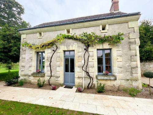 Gite De Charme En Touraine Avec Jardin Proche Chateaux De La Loire Fr 1 381 598 — Avon