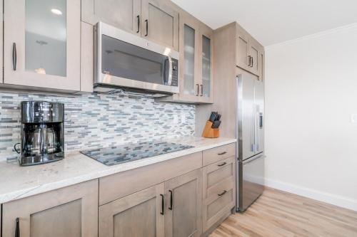 Lighthouse Suites at Pine Point - photo 9