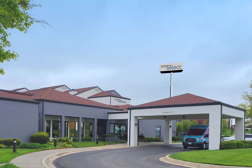 Sonesta Select Kansas City Airport Tiffany Springs - featured photo