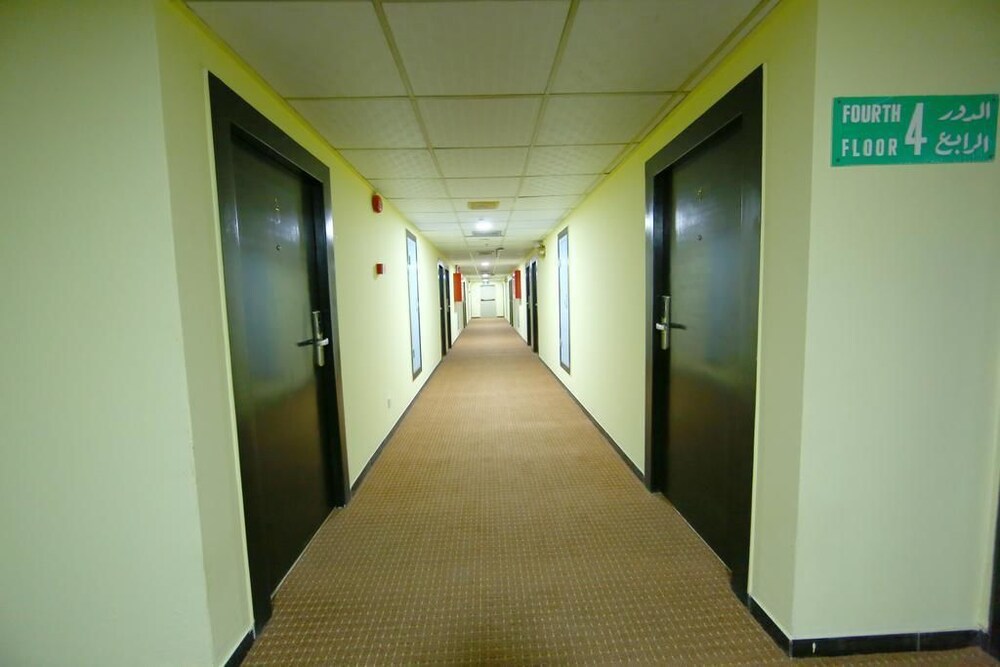Al Iqbal Hotel - last minute hotel in Khobar