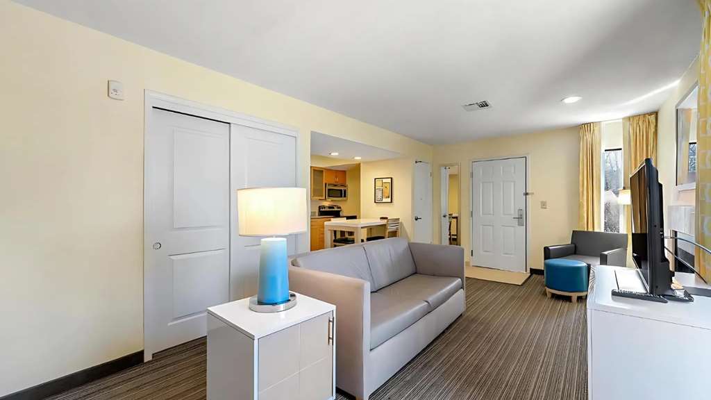 Sonesta ES Suites Cincinnati Sharonville West - photo 17