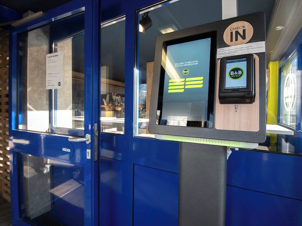 Check-in/check-out kiosk