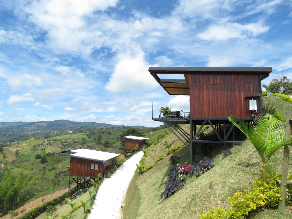 San Simon Glamping — El Penol — photo 4
