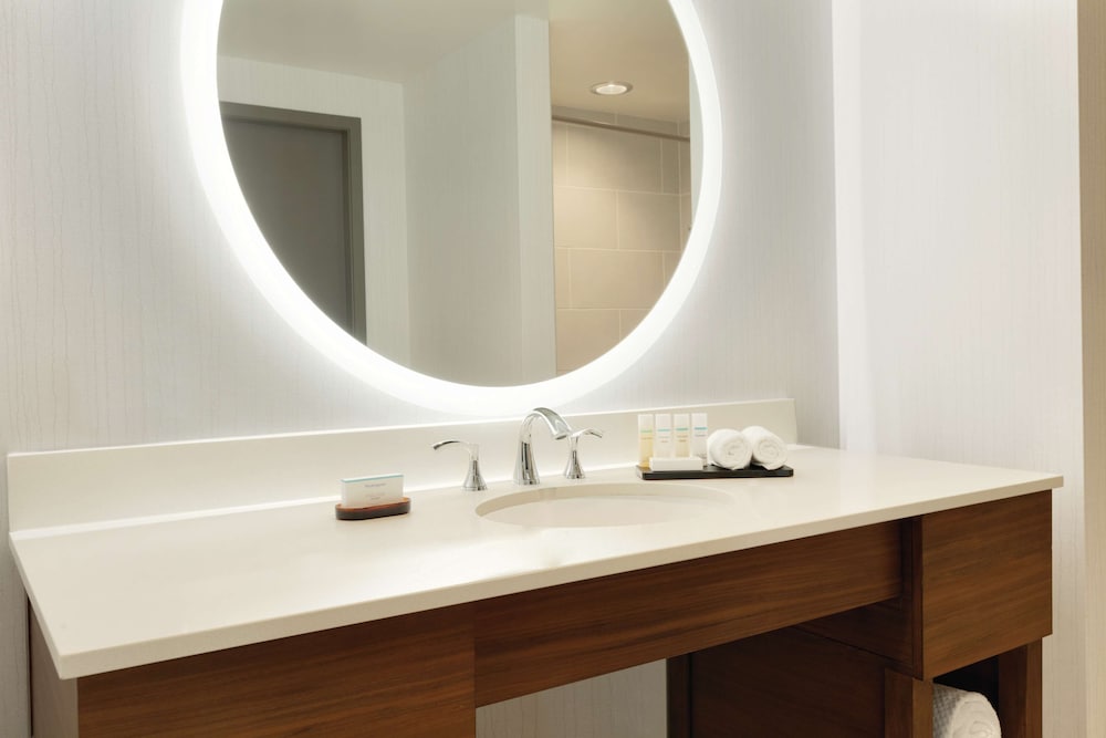 Embassy Suites Hilton South Jordan Salt Lake City - photo 21